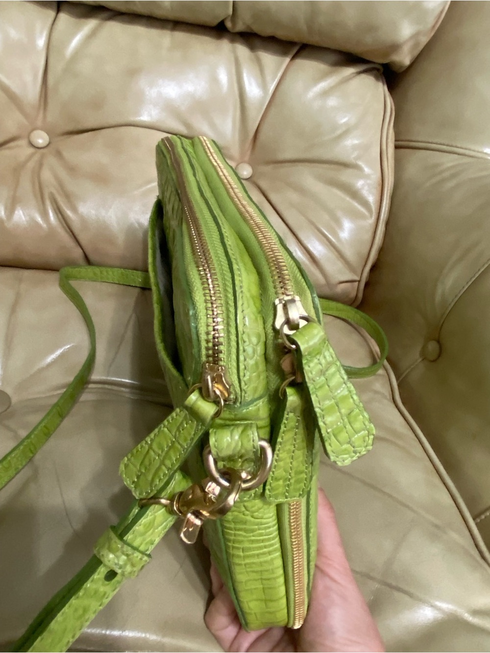 LKNW Brahmin iPad/Tablet Bag Built-in Wallet Organizer Crossbody Lime Melbourne - Picture 10 of 16